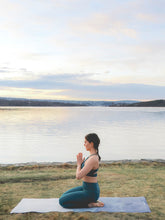 Nordic Mountain Yoga Mat inkl. Kork Bag + stropp