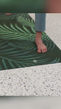 Tropical Palms Yoga Mat incl. Cork Bag + Strap